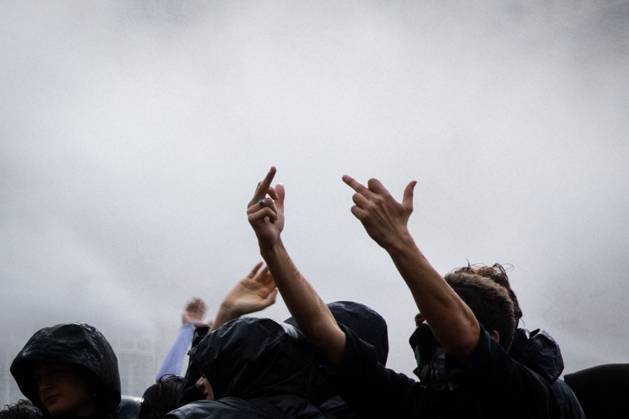 October 16, 2026, Turin, Italy: TURIN, ITALY - OCTOBER 16, 2026: Clashes with police in Turin during the demonstration to demand better school conditions and review of the public expenses for instruction. JNA Press Turin Italy - ZUMAq101 20261016_zna_q101_353 Copyright: xLucaxRoggerox