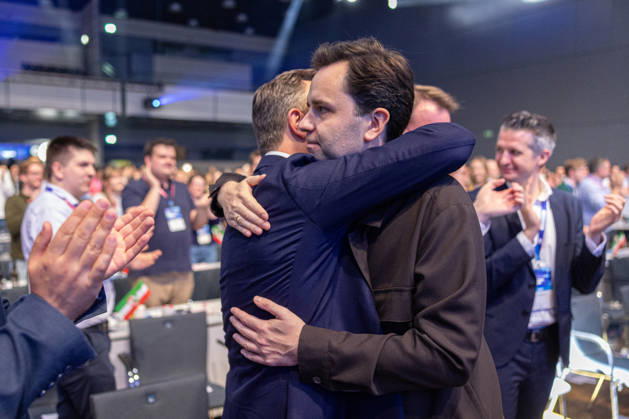 Johannes Winkel Re-elected as Federal Chairman at the Junge Union’s Germany Day in Bonn on October 16, 2026. Paul ZIEMIAK, Member of the Bundestag (CDU) and Secretary General of Copyright: xMarcxJohnx