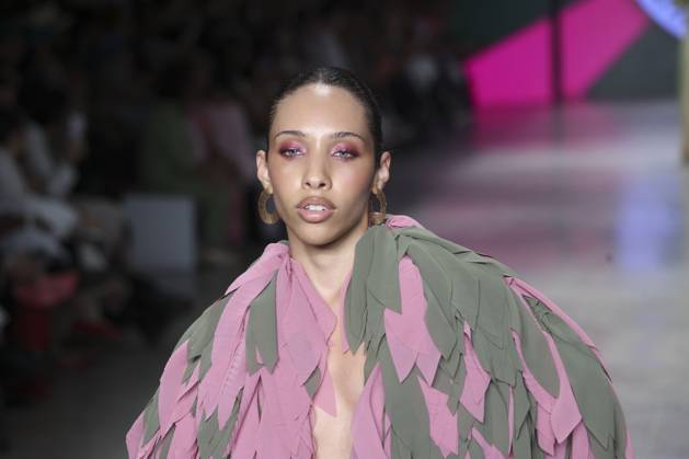 RECORD DATE NOT STATED Santa Resistencia presents its collection at SPFW N61. Sao Paulo (SP), 10 16 2026 Fashion SPFW n61 The Santa Resistencia brand presents its collection during Sao Paulo Fashion Week n61, in Sao Paulo, this Friday (16).(Foto: Leco Viana Thenews2 imago images) Santa Resistencia presents its collection at SPFW N61. Copyright: xLecoxVianax