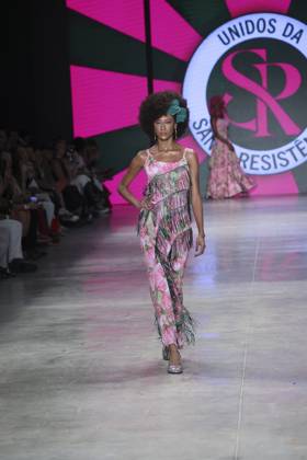 RECORD DATE NOT STATED Santa Resistencia presents its collection at SPFW N61. Sao Paulo (SP), 10 16 2026 Fashion SPFW n61 The Santa Resistencia brand presents its collection during Sao Paulo Fashion Week n61, in Sao Paulo, this Friday (16).(Foto: Leco Viana Thenews2 imago images) Santa Resistencia presents its collection at SPFW N61. Copyright: xLecoxVianax