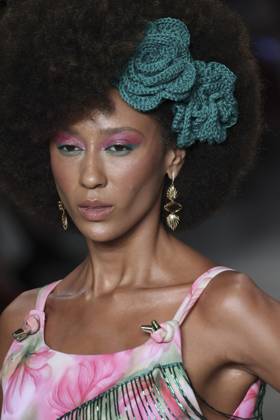 RECORD DATE NOT STATED Santa Resistencia presents its collection at SPFW N61. Sao Paulo (SP), 10 16 2026 Fashion SPFW n61 The Santa Resistencia brand presents its collection during Sao Paulo Fashion Week n61, in Sao Paulo, this Friday (16).(Foto: Leco Viana Thenews2 imago images) Santa Resistencia presents its collection at SPFW N61. Copyright: xLecoxVianax