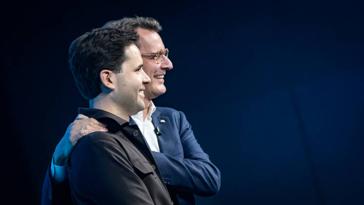 Johannes Winkel, Federal Chairman of the JU, with Hendrik Wüst, Minister President of North Rhine-Westphalia (from left), on stage at Deutschlandtag 2026 78 Deutschlandtag 2026 in Bonn Junge Union (JU), the youth organization of the CDU and CSU, Bonn, North Rhine-Westphalia, Germany, World Conference Center Bonn