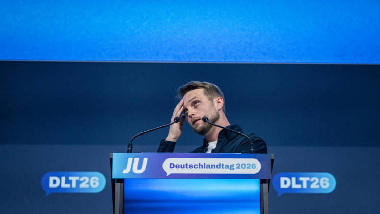 Kevin Gniosdorz, State Chairman of the JU in North Rhine-Westphalia, delivers his speech on the first day of the 78th Germany Day 2026 in Bonn. The Junge Union (JU) is the youth organization of the CDU and CSU. Bonn, North Rhine-Westphalia, Germany. World Conference Center Bonn