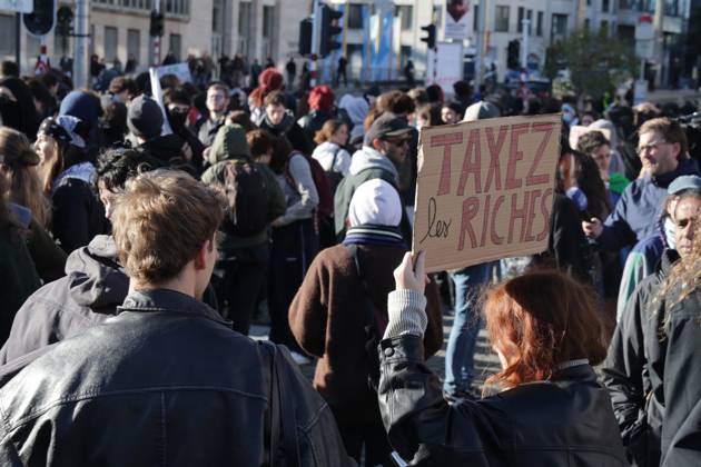 This image shows youths gather for a protest action at the Central Station in Brussels on Saturday 17 October 2026.  NICOLASxMAETERLINCK 190060219