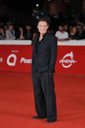 Rome Cinema Fest 2026 - Red Carpet for The Rome Eight Oliver Masucci attending Red Carpet of the film THE ROME EIGHT during the 21st Rome Film Fest, Italy on October 16 2026. Photo by Andrea Bracaglia ABACAPRESS.COM Rome Italy Italy  Copyright: xBracagliaxAndrea ABACAx