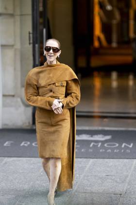 Céline Dion was spotted leaving the Royal Monceau hotel and heading toward the Plenitude Arena for the penultimate show of her concert series in the French capital, Paris, France, on October 16, 2026. Pierre Perusseau, Bestimage. Céline Dion was spotted leaving the Royal Monceau hotel, heading toward the Plenitude Arena for the penultimate show of her concert series in the capital, Paris, France, on October 16, 2026. Paris, France Copyright: xPierrexPerusseaux xBestimagexPierrexPerusseaux xBestimagex