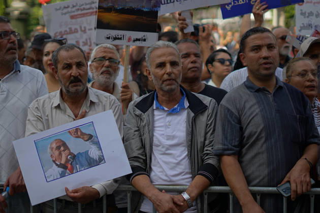 October 17, 2026, Tunis, Tunis, Tunisia, Tunisia: Demonstrators take to the streets of Tunis during a march calling for social and economic reforms and the protection of civil liberties, amid public concerns over rising living costs, workersâ€⠢ rights and freedom of expression on October 17, 2026. Organized by trade unions, journalistsâ€⠢ representatives, lawyers and civil society groups, the demonstration brings together protesters demanding accountability and defending fundamental rights. The march highlights ongoing concerns over Tunisiaâ€⠢s economic situation and the space for public dissent. Tunis Tunisia - ZUMAm342 20261017_zsp_m342_040 Copyright: xHasanxMradx