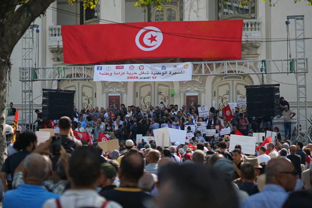 October 17, 2026, Tunis, Tunis, Tunisia, Tunisia: Demonstrators take to the streets of Tunis during a march calling for social and economic reforms and the protection of civil liberties, amid public concerns over rising living costs, workers™ rights and freedom of expression on October 17, 2026. Organized by trade unions, journalists™ representatives, lawyers and civil society groups, the demonstration brings together protesters demanding accountability and defending fundamental rights. The march highlights ongoing concerns over Tunisia™s economic situation and the space for public dissent. Tunis Tunisia - ZUMAm342 20261017_zsp_m342_047 Copyright: xHasanxMradx