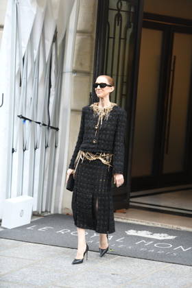 Celine Dion Leaves Her Hotel For Her Last Concert in Paris - France Celine Dion spend time with fans before her last concert in Paris, at hotel Royal Monceau in Paris, France on October 17, 2026. Photo by Florian Poitout ABACAPRESS.COM Paris France  Copyright: xPoitoutxFlorian ABACAx