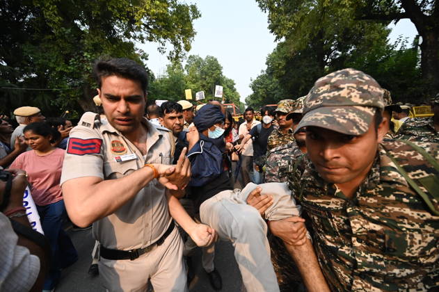 NEW DELHI, INDIA - OCTOBER 17: Students, youth and citizens participate in a march from the Press Club of India to Jantar Mantar demanding the resignation of Chief Election Commissioner Gyanesh Kumar, on October 17, 2026 in New Delhi, India. (Photo by Ishant Chauhan Hindustan Times ) CJP Supporters Protest Demanding CEC Gyanesh Kumar s Resignation Over Voter List Changes