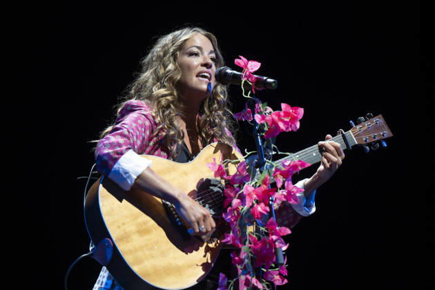 October 17, 2026, Madrid, Spain: Singer Sofia Ellar performs during a concert at the Plaza de Espana in Madrid. Madrid Spain  - ZUMAs197 20261017_aaa_s197_121 Copyright: xAtilanoxGarciax
