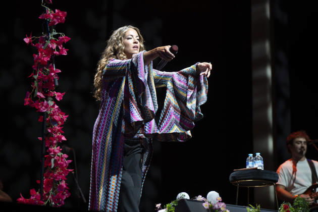 Sofía Ellar Performs in Madrid, Spain - 17 Oct 2026 Singer Sofía Ellar performs during a concert at the Plaza de Espana in Madrid. Madrid Spain Copyright: xAtilanoxGarciax xSOPAxImagesx PHOTO12785