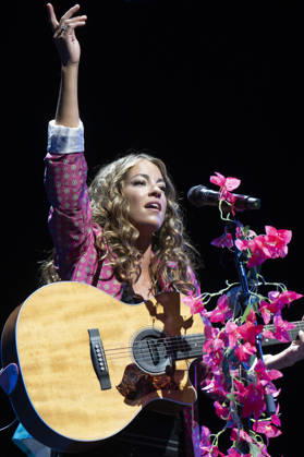 Sofía Ellar Performs in Madrid, Spain - 17 Oct 2026 Singer Sofía Ellar performs during a concert at the Plaza de Espana in Madrid. Madrid Spain Copyright: xAtilanoxGarciax xSOPAxImagesx PHOTO12792