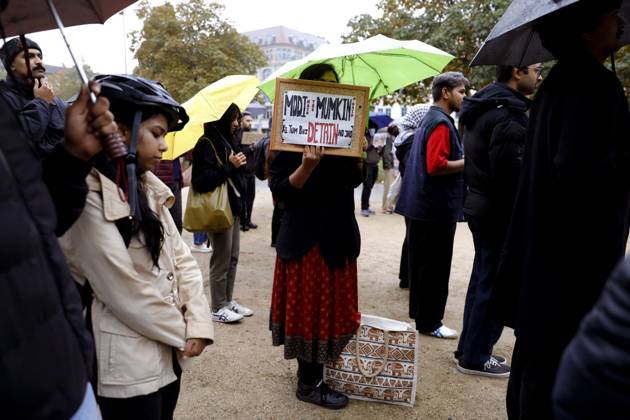 Berlin protest echoes Jantar Mantar BERLIN, GERMANY - OCTOBER 17, 2026: A small group of demonstrators hold placards at Oranienplatz in the Kreuzberg district to show solidarity with mass protests in India and to protest against the crackdown on them, as several people take the floor to discuss the situation. The demonstration followed a call by Neha Bora, president of the All India Students™ Association (AISA), for people everywhere to back the protests, saying everywhere is Jantar Mantar, the site in Delhi where the main protests are taking place. The protests demand the resignation of Chief Election Commissioner Gyanesh Kumar over a revision of electoral rolls that opponents say led to the mass deletion of voters, while police ha Copyright: x xAlessiaxCoccax xJNAxPressx