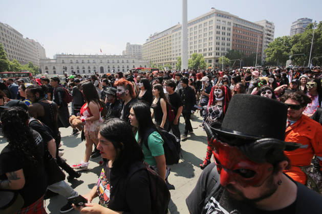 Santiago, October 17, 2026 The 2026 Zombiewalk takes place in downtown Santiago. Jonnathan Oyarzun Aton Chile, Santiago, Chile Aton 1200432  Copyright: JONNATHANxOYARZUN ATONxCHILE