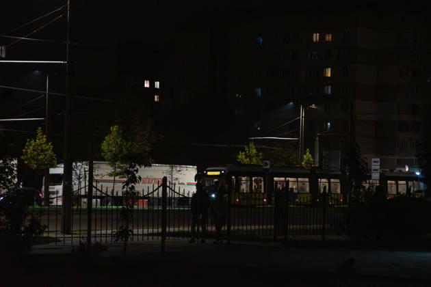 Power outage amid the Russia-Ukraine war in Lviv LVIV, UKRAINE – OCTOBER 17: People walk along dark streets during a power outage amid the Russia-Ukraine war and dropping temperatures in Lviv, Ukraine, on October 17, 2026. On the night of October 17, Russian forces launched a massive, combined-arms strike, targeting areas including the western regions of Ukraine. The energy sector was the primary target of the attacks. According to President Zelensky, the Russians inflicted one of the biggest blows to the Ukrainian energy sector today. Power outage schedules have been introduced across Ukraine. Olena Znak Anadolu L vivs ka Oblast Ukraine. Editorial use only. Please get in touch for any other usage.  Copyright: x2026xAnadoluxOlenaxZnakx
