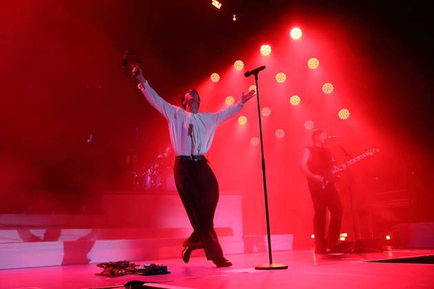 Frederik Fred Rabe of the band Giant Rooks at a concert at the Max Schmeling Halle in Berlin, October 17, 2026 Giant Rooks Concert Berlin