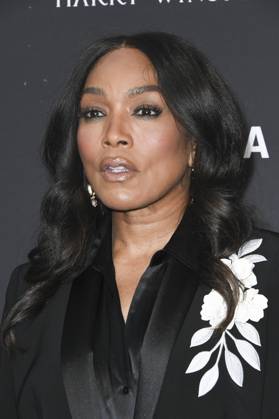 Angela Bassett at arrivals for LA Opera s Opening Night Gala, Dorothy Chandler Pavilion in The Music Center, Los Angeles, CA, October 17, 2026. Photo By: Elizabeth Goodenough Everett Collection LA Opera s Opening Night Gala PUBLICATIONXNOTxINxCANxCHNxFRAxITAxJPNxNORxPOLxRUSxESPxUKxUSA