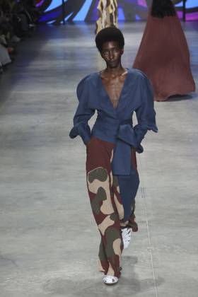 RECORD DATE NOT STATED Cria Costura presents its collection at SPFW N61. Sao Paulo (SP), 10 17 2026 Moda SPFW N61 The brand Cria Costura presents its collection during a fashion show at the 61st edition of Sao Paulo Fashion Week, at the Pavilhao das Culturas Brasileiras (Pacubra), in Parque Ibirapuera, Sao Paulo.(Foto: Leco Viana Thenews2 imago images) Cria Costura presents its collection at SPFW N61.  Copyright: xLecoxVianax