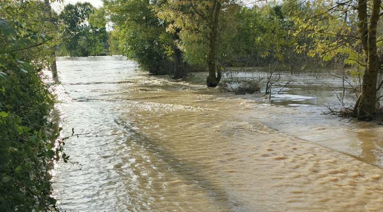 Heavy rainfall causes flooding in northwestern Turkiye KOCAELI, TURKIYE - OCTOBER 18: An area is submerged in floodwaters following heavy rainfall overnight in the Kandira district of Kocaeli, northwestern Turkiye, on October 18, 2026. The downpour inundates agricultural fields, roads and residential gardens in several areas. Murat Yildirim Anadolu Kocaeli Turkey. Editorial use only. Please get in touch for any other usage.  Copyright: x2026xAnadoluxMuratxYildirimx