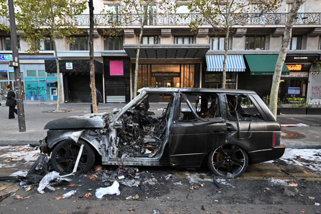 Aftermath of clashes during nationwide protests in Paris PARIS, FRANCE - OCTOBER 18: A burnt-out vehicle is seen following clashes during nationwide protests against the high cost of living and rising fuel prices in Paris, France on October 18, 2026. Mustafa Yalcin Anadolu Paris France. Editorial use only. Please get in touch for any other usage.  Copyright: x2026xAnadoluxMustafaxYalcinx