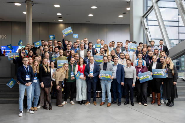 Markus Söder in a group photo with the Bavarian State Association at the Junge Union’s Germany Day in Bonn on October 26, 2018. Bavarian Minister-President and CSU Chairman Markus SÖDER (CSU), is standing in the cent Copyright: xMarcxJohnx