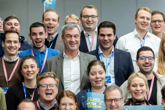 Markus Söder in a group photo with the Bavarian State Association at the Junge Union’s Germany Day in Bonn on October 26, 2018. Bavarian Minister-President and CSU Chairman Markus SÖDER (CSU), is standing in the center Copyright: xMarcxJohnx