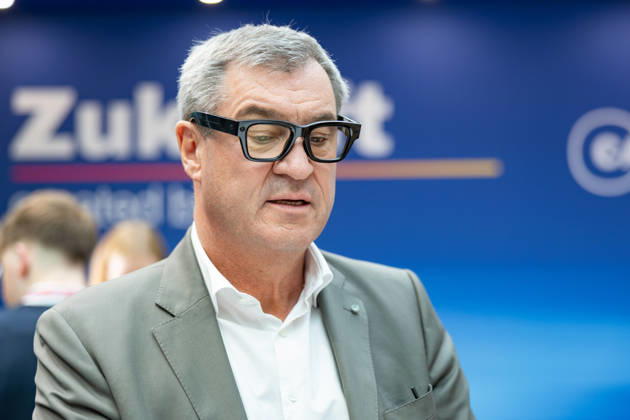 Markus Söder wears Meta glasses at the Junge Union’s Germany Day in Bonn on October 18, 2026. Bavarian Minister-President and CSU Chairman Markus SÖDER (CSU) wears Meta glasses at the company’s booth in the foyer of the World Conference Center Bonn. The Junge Union’s Germany Day takes place from October 16 to 18, 2026 at the World Confere Copyright: xMarcxJohnx