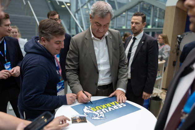 German Youth Union Conference in Bonn: Speech by the Bavarian Minister-President, October 18, 2026. Bavarian Minister-President and CSU Chairman Markus SÖDER (CSU) in the foyer of the WCCB. The three-day conference of the youth organization of the CDU and CSU takes place from October 16 to 18, 2026 at the World Conference Center Bonn (WCCB) in Bonn, N Copyright: xMarcxJohnx