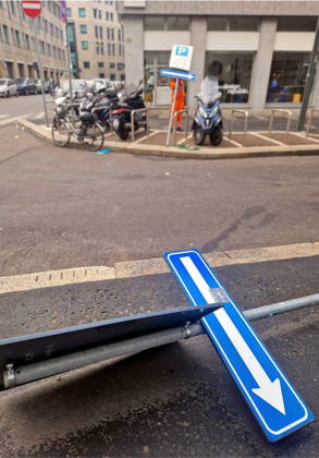 IPA89854725 - Milan, October 18, 2026 Damage caused during the protest by activists on Saturday evening at Foot Luker on Corso Vittorio Emanuele and Via Crocefisso  Copyright: xMaurizioxMaulex xMaurizioxMaulex IPA89854725