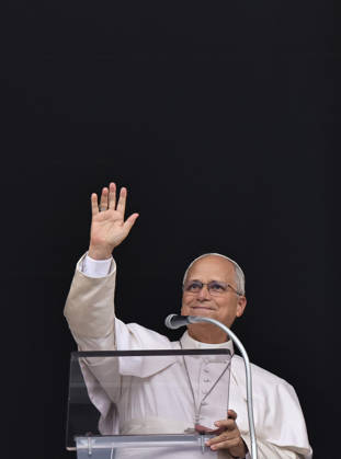 October 18, 2026. Vatican City - POPE LEO XIV delivers Angelus prayer. After the blessing Holy Father he thanked the people present in St. Peter s Squae with the following words: I wold like to thank all those who have prayed for me in recente day. I have sensed your support. I wish to express my particular gratitude to the doctors, nurses and all the staff go Gemelli Hospital. This experience has made me feel particularity close to all those who are living with with lines or infirmity. Now the I have overcome this delicate phase, as you know, I will gradually resume my activities, always with God s help and your prayers. Thank you once again. Thank you all! Have a good sunday. . EvandroInetti_via ZUMA Wire Vatican City State  - ZUMAi15_ 20261018_zaf_i15_002 Copyright: xEvandroxInettix