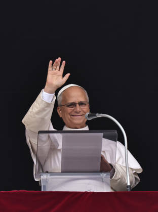 October 18, 2026. Vatican City - POPE LEO XIV delivers Angelus prayer. After the blessing Holy Father he thanked the people present in St. Peter s Squae with the following words: I wold like to thank all those who have prayed for me in recente day. I have sensed your support. I wish to express my particular gratitude to the doctors, nurses and all the staff go Gemelli Hospital. This experience has made me feel particularity close to all those who are living with with lines or infirmity. Now the I have overcome this delicate phase, as you know, I will gradually resume my activities, always with God s help and your prayers. Thank you once again. Thank you all! Have a good sunday. . EvandroInetti_via ZUMA Wire Vatican City State  - ZUMAi15_ 20261018_zaf_i15_013 Copyright: xEvandroxInettix