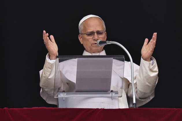October 18, 2026. Vatican City - POPE LEO XIV delivers Angelus prayer. After the blessing Holy Father he thanked the people present in St. Peter s Squae with the following words: I wold like to thank all those who have prayed for me in recente day. I have sensed your support. I wish to express my particular gratitude to the doctors, nurses and all the staff go Gemelli Hospital. This experience has made me feel particularity close to all those who are living with with lines or infirmity. Now the I have overcome this delicate phase, as you know, I will gradually resume my activities, always with God s help and your prayers. Thank you once again. Thank you all! Have a good sunday. . EvandroInetti_via ZUMA Wire Vatican City State  - ZUMAi15_ 20261018_zaf_i15_016 Copyright: xEvandroxInettix