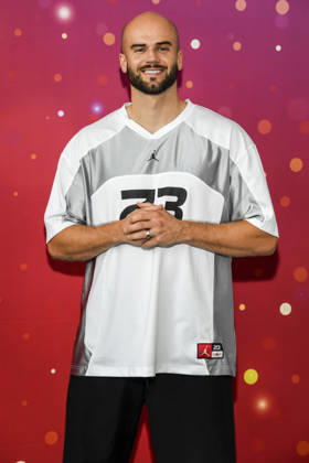ABB KLEINGROSS Julian Weber at the photo call for the ARD TV show *Klein gegen Groß: The Incredible Duel*—the 15th-anniversary special—at Studio H in Berlin Adlershof on October 18, 2026, Berlin, Germany