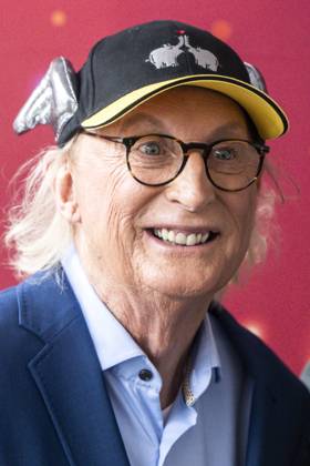 ABB KLEINGROSS Otto Waalkes at a photo call for the ARD TV show *Klein gegen Groß: The Incredible Duel*—the 15th-anniversary special—at Studio H in Berlin Adlershof on October 18, 2026, Berlin, Germany