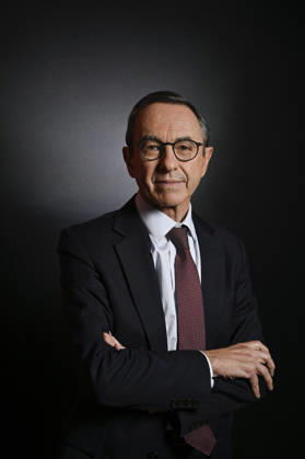Bruno Retailleau on Franc Jeu - Paris Bruno Retailleau candidate for the 2027 presidential election poses for pictures for Franc Jeu on France 2 channel in Paris, France on October 18, 2026. Photo by Stephane Le Tellec ABACAPRESS.COM Paris France  Copyright: xLexTellecxStephane ABACAx