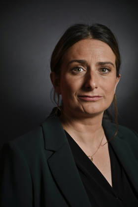 Marine Tondelier on Franc Jeu - Paris Leader of the Ecologists and French candidate for presidency Marine Tondelier poses for pictures for Franc Jeu on France 2 channel in Paris, France on October 18, 2026. Photo by Stephane Le Tellec ABACAPRESS.COM Paris France  Copyright: xLexTellecxStephane ABACAx
