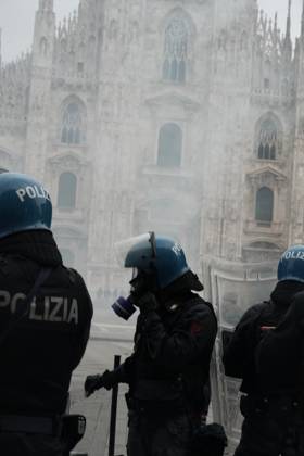 RECORD DATE NOT STATED IPA89866388 - Milan: Clashes and looting by hooded youths continued in the city center the day after the demonstration on Saturday, the 17th; many hooded individuals were detained and taken to police headquarters.  Copyright: xx xEmanuelexDexCarlix IPA89866388