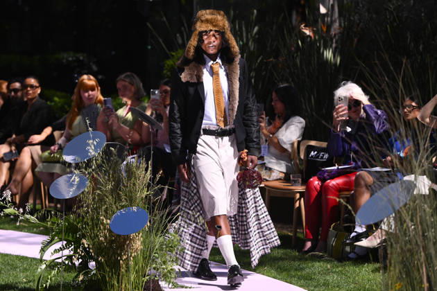 MELBOURNE FASHION WEEK PREVIEW, A model walks the runway during a 2026 Melbourne Fashion Week Runway Preview, at Sky Park, Melbourne, Monday, October 19, 2026. The preview features a selection of the upcoming collections that will appear on M FW runways including designers OUT OF HAND x Lisa Waup, Ebony Noire, Van Ermel Scherer, Perple, Gotham, Wilson Jedd Adams, Asiyam, Atoir, NGALI, Kuwaii, HoMie, Collective Closets x Mariam Farah, TOJHÃÄ, Amy Cottrell, BAAQIY and Sean Rentero. ( NO ARCHIVING MELBOURNE VICTORIA Australia  Copyright: xJOELxCARRETTx 20261019193141045991