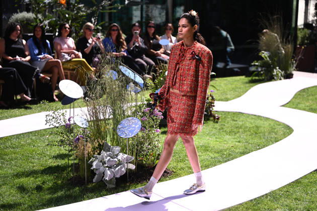 MELBOURNE FASHION WEEK PREVIEW, A model walks the runway during a 2026 Melbourne Fashion Week Runway Preview, at Sky Park, Melbourne, Monday, October 19, 2026. The preview features a selection of the upcoming collections that will appear on M FW runways including designers OUT OF HAND x Lisa Waup, Ebony Noire, Van Ermel Scherer, Perple, Gotham, Wilson Jedd Adams, Asiyam, Atoir, NGALI, Kuwaii, HoMie, Collective Closets x Mariam Farah, TOJHÃÄ, Amy Cottrell, BAAQIY and Sean Rentero. ( NO ARCHIVING MELBOURNE VICTORIA Australia  Copyright: xJOELxCARRETTx 20261019162581453850