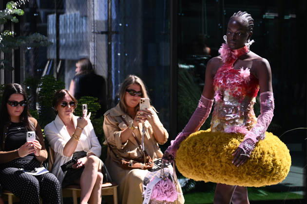 MELBOURNE FASHION WEEK PREVIEW, A model walks the runway during a 2026 Melbourne Fashion Week Runway Preview, at Sky Park, Melbourne, Monday, October 19, 2026. The preview features a selection of the upcoming collections that will appear on M FW runways including designers OUT OF HAND x Lisa Waup, Ebony Noire, Van Ermel Scherer, Perple, Gotham, Wilson Jedd Adams, Asiyam, Atoir, NGALI, Kuwaii, HoMie, Collective Closets x Mariam Farah, TOJHÃÄ, Amy Cottrell, BAAQIY and Sean Rentero. ( NO ARCHIVING MELBOURNE VICTORIA Australia  Copyright: xJOELxCARRETTx 20261019129554247437