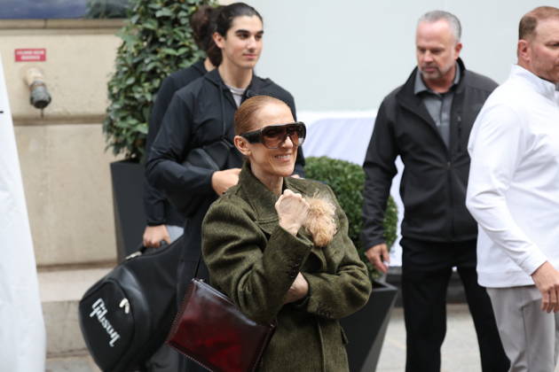 Céline Dion leaves the Royal Monceau hotel with her sons Nelson and Eddy and her dog the day after her final concert in Paris on October 19, 2026. Cyril Moreau, Bestimage. Céline Dion leaves the Royal Monceau hotel with her sons Nelson and Eddy and her dog, the day after her final concert in Paris on October 19, 2026, Paris, France  Copyright: xCYRILxMOREAUx xBESTIMAGExCYRILxMOREAUx xBESTIMAGEx