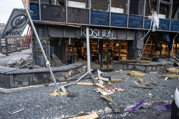 Aftermath of Russian attack on Kiev KYIV, UKRAINE - OCTOBER 19: Aftermath of the Russian attack on a shoping mall in Kyiv, Ukraine on October 19, 2026. Danylo Antoniuk Anadolu Kyiv Ukraine. Editorial use only. Please get in touch for any other usage.  Copyright: x2026xAnadoluxDanyloxAntoniukx