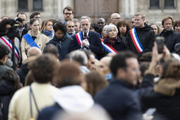 Paris Mayor Emmanuel Gregoire Attends Rally Against Violence - Paris Paris Mayor Emmanuel Gregoire during a gathering against violence and in support of the Republic, called by the Association of French Mayors (AMF), in front of Paris City Hall, following clashes that erupted during a national day of demonstrations against the cost of living and rising fuel prices, in Paris, France, October 19, 2026.Photos by Jérémy Paoloni ABACAPRESS.COM Paris Ile-de-France France  Copyright: xPaolonixJeremy ABACAx