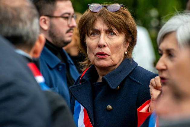 Paris Mayor Emmanuel Gregoire Attends Rally Against Violence - Paris Marie-Pierre de La Gontrie, socialist senator, attends rallies organized by the Association of Mayors of France (AMF) in front of city halls across France on October 19, 2025, to condemn violence targeting certain town halls. AMF called for nationwide gatherings while Emmanuel Grégoire warned against misuse of legal tools that undermine fundamental freedoms of movement and assembly. Photo by Denis Prezat ABACAPRESS.COM Paris Ile-de-France France  Copyright: xPrezatxDenis ABACAx