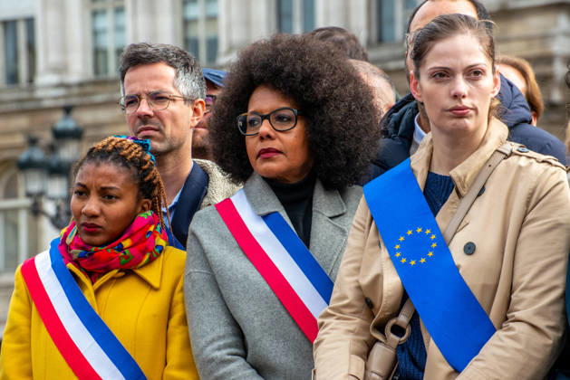 Paris Mayor Emmanuel Gregoire Attends Rally Against Violence - Paris Audrey Pulvar attends rallies organized by the Association of Mayors of France (AMF) in front of city halls across France on October 19, 2025, to condemn violence targeting certain town halls. AMF called for nationwide gatherings while Emmanuel Grégoire warned against misuse of legal tools that undermine fundamental freedoms of movement and assembly. Photo by Denis Prezat ABACAPRESS.COM Paris Ile-de-France France  Copyright: xPrezatxDenis ABACAx