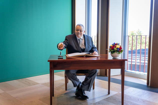 Federal President Frank-Walter Steinmeier, Accreditation of Ambassadors in Berlin, Official Residence at Spreebogen, Federal President Frank-Walter Steinmeier, Accreditation of Ambassadors, Bundeswehr, Ambassador, Mauritius, Joseph Lucien Finette, Berlin, Berlin, GER