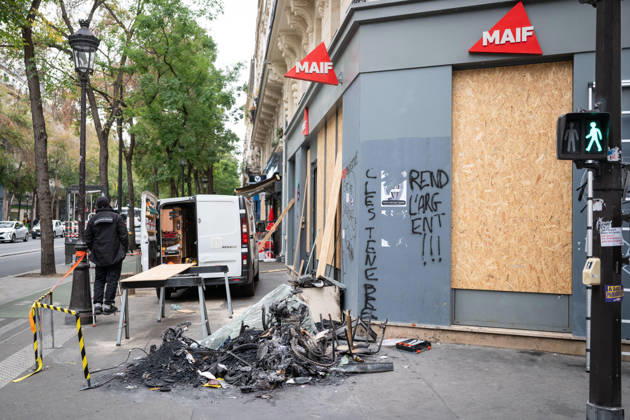 Shops Looted After the October 17th Demonstration - Paris AJ This photo shows the Maif at the Boulevard de Magenta store after it has been looted, ransacked, and vandalized on October 19, 2026 two days after riots and looting occurred (pillage) on the sidelines of nationwide cost-of-living demonstrations. Photo by Alexis Jumeau ABACAPRESS.COM Paris France  Copyright: xJumeauxAlexis ABACAx
