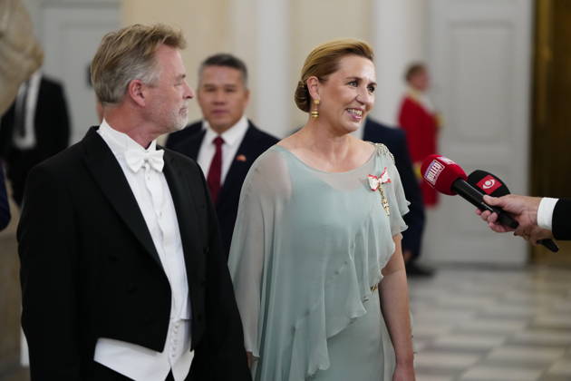 Denmark: State Visit from Vietnam—Prime Minister Mette Frederiksen and her husband, Bo Tengberg, arrive at the gala dinner at Christiansborg Palace in Copenhagen on Monday, October 19, 2026. The President of Vietnam and his spouse are on a three-day state visit to Denmark. Photo by Mads Claus Rasmussen, Scanpix 2026, Copenhagen, Denmark  Copyright: MadsxClausxRasmussenx spdk20261019-191529-L