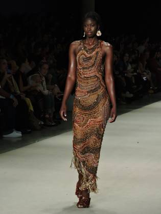 RECORD DATE NOT STATED ammi fashion show at SPFW Sao Paulo (SP), 10 18 2026 - Fashion SPFW Runway - The brand Ammi presents the Forma Viva collection on the last day of Sao Paulo Fashion Week. The brand featured model Isabeli Fontana, whose husband, singer Di Ferrero, was in the audience.(Foto: Leandro Chemalle Thenews2 imago images) ammi fashion show at SPFW  Copyright: xLeandroxChemallex